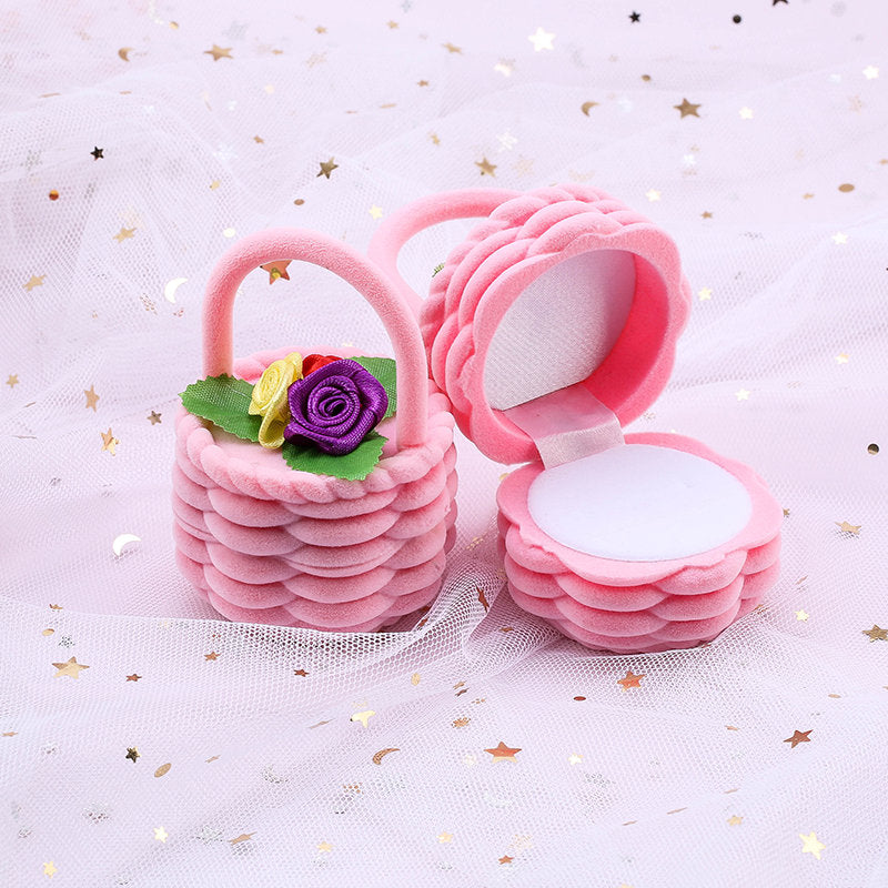 Écrin à Bague Panier de Fleurs rose en situation