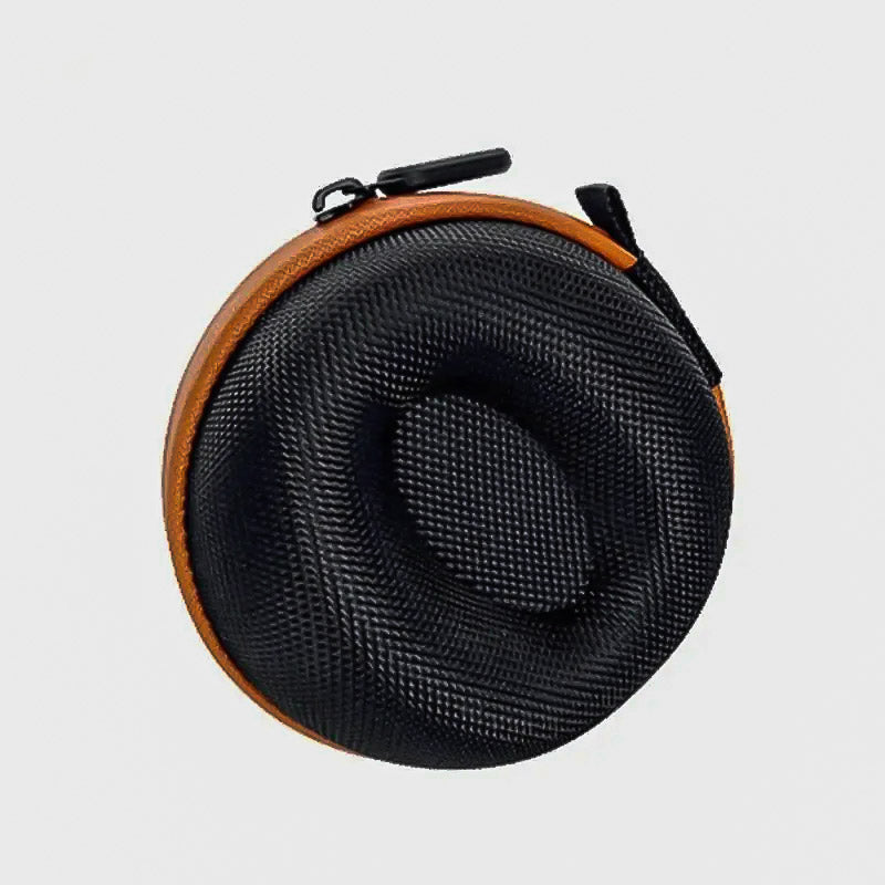 Coloris orange de l'étui de transport pour montre