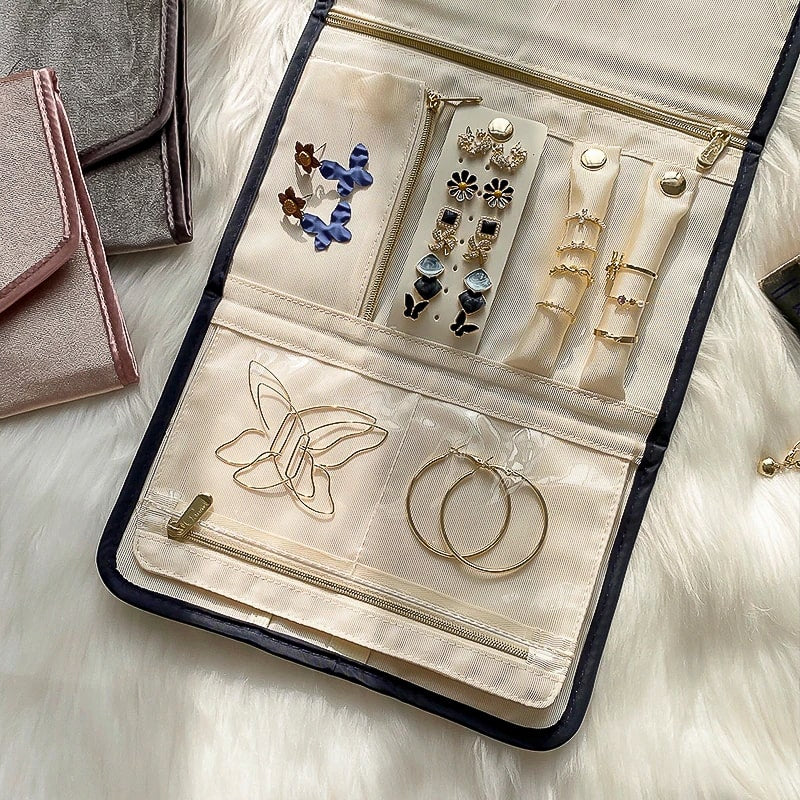 Pochette pratique pour les Bijoux en voyage