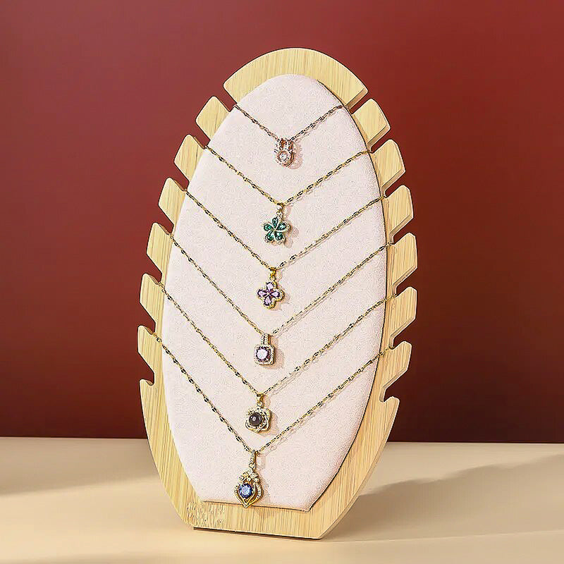 Le Présentoir à Colliers en Bambou coloris Ivoire